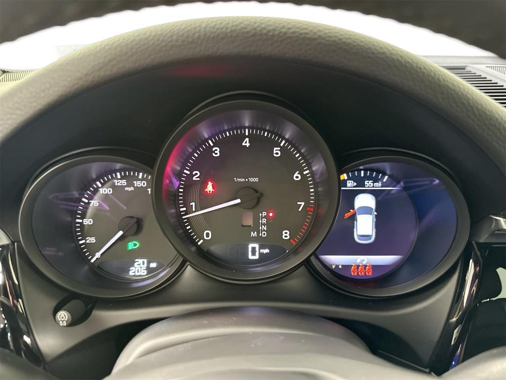 new 2026 Porsche Macan car