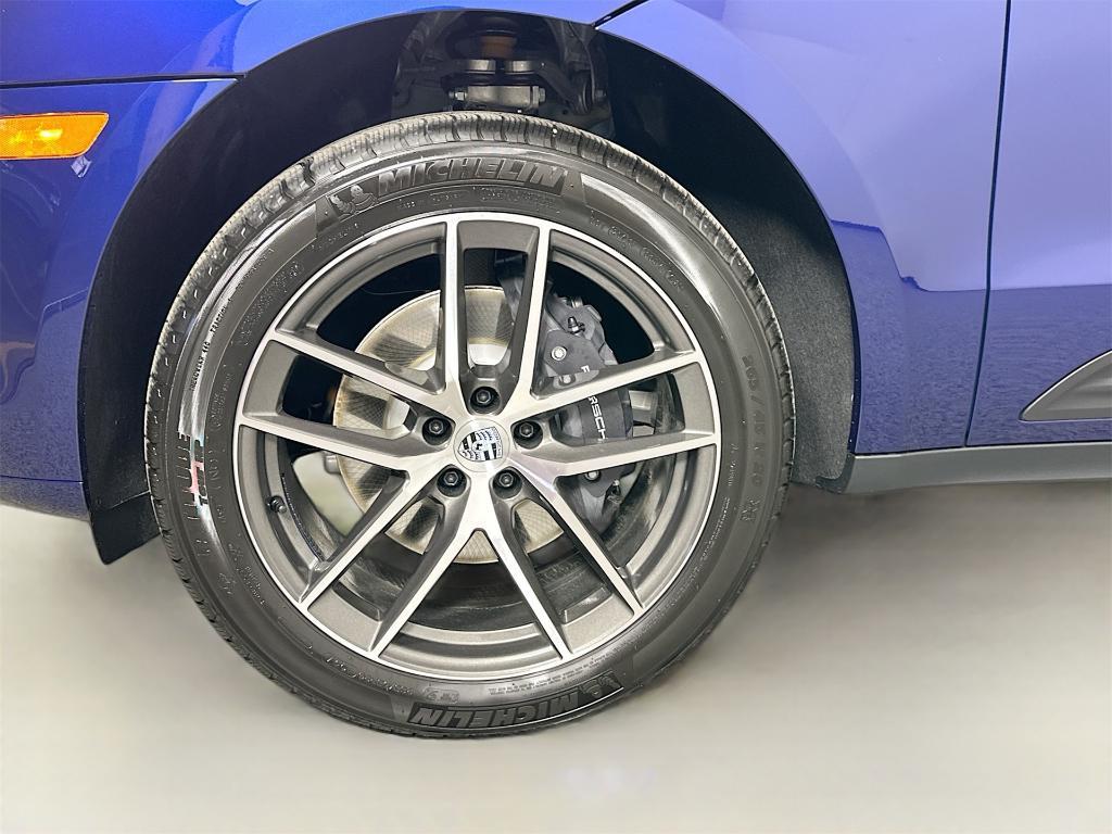 new 2026 Porsche Macan car