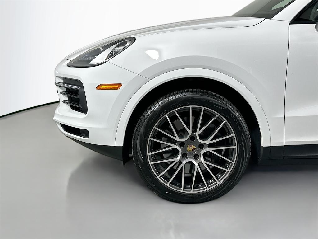 used 2022 Porsche Cayenne car, priced at $56,900