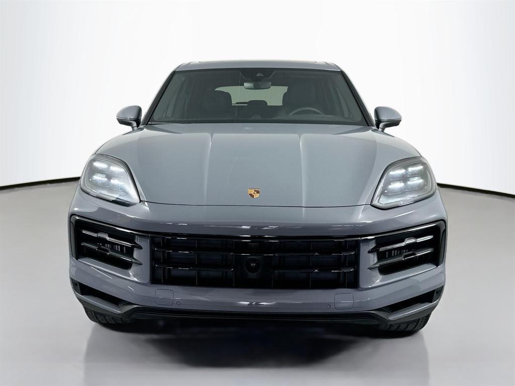 used 2025 Porsche Cayenne E-Hybrid car, priced at $107,900
