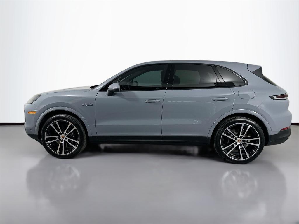 used 2025 Porsche Cayenne E-Hybrid car, priced at $107,900