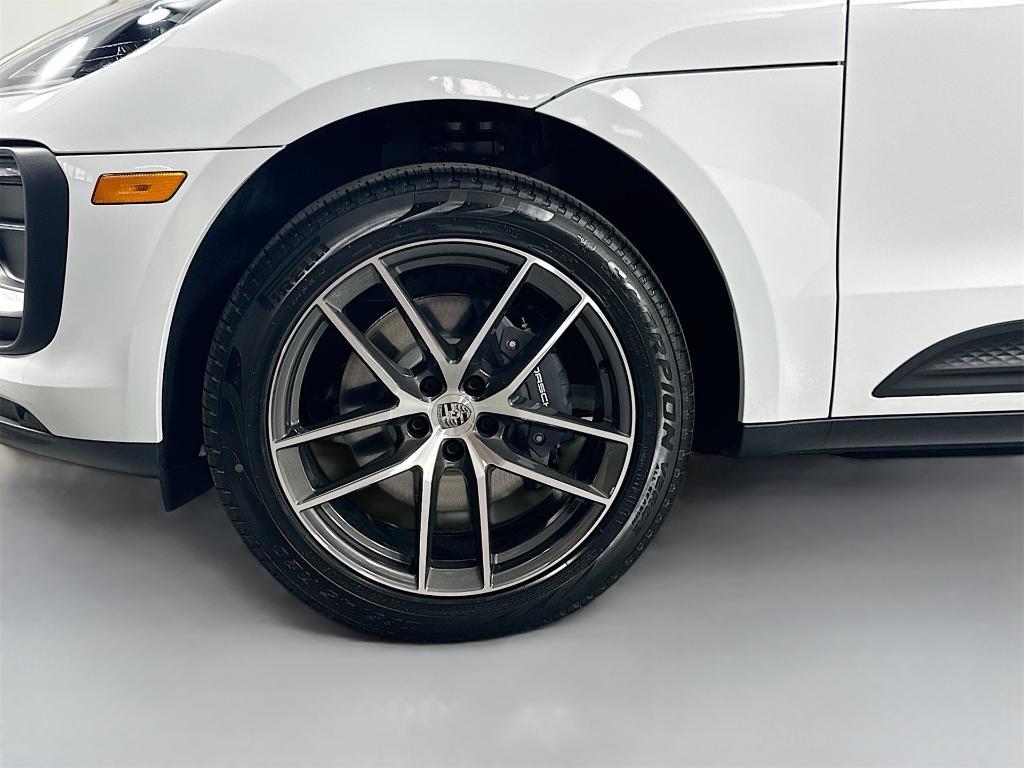 new 2026 Porsche Macan car