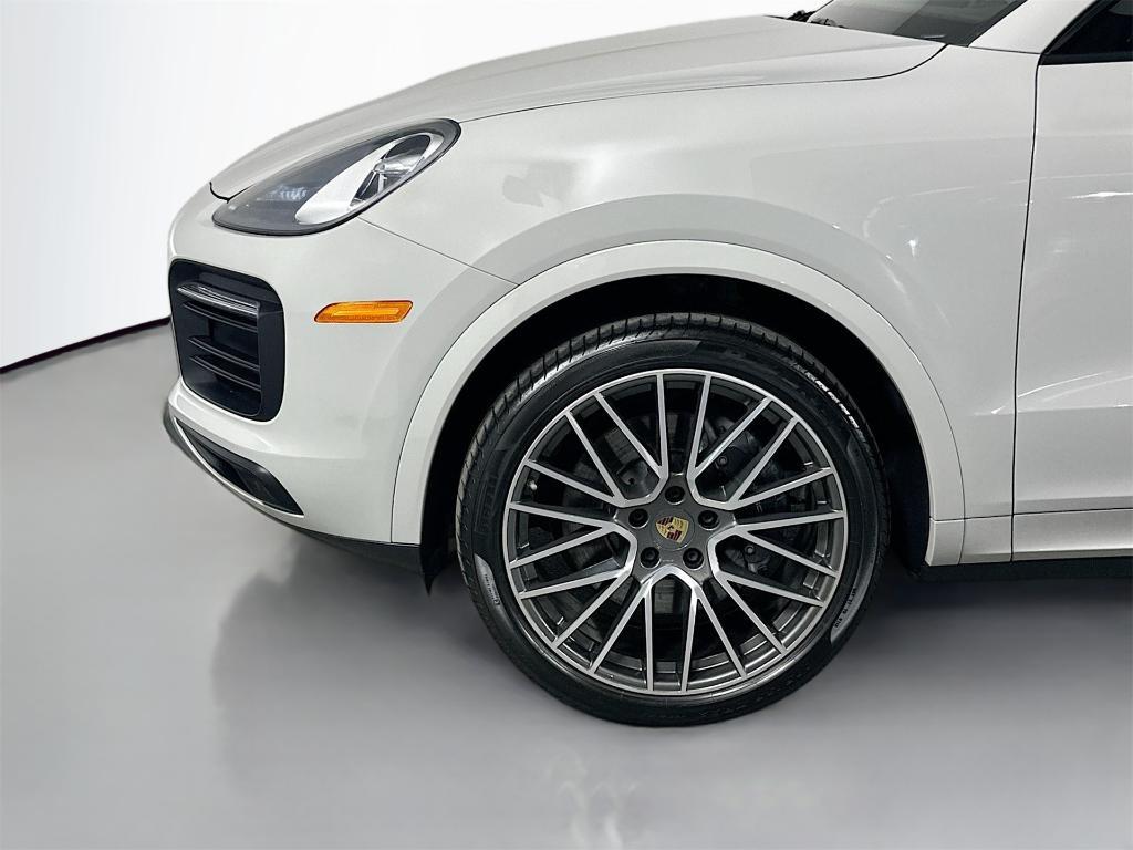 used 2022 Porsche Cayenne car, priced at $74,900