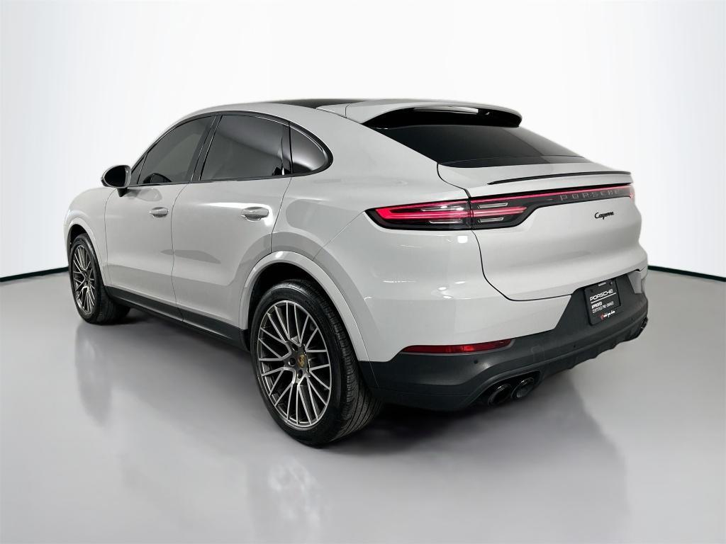 used 2022 Porsche Cayenne car, priced at $65,900
