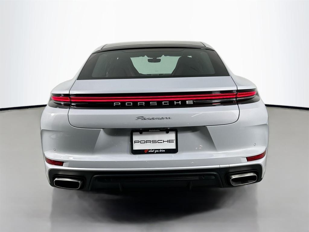 new 2026 Porsche Panamera car