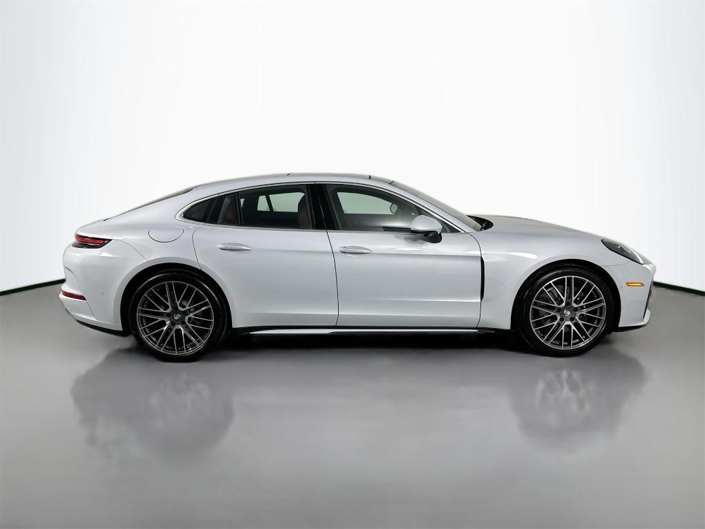 new 2026 Porsche Panamera car