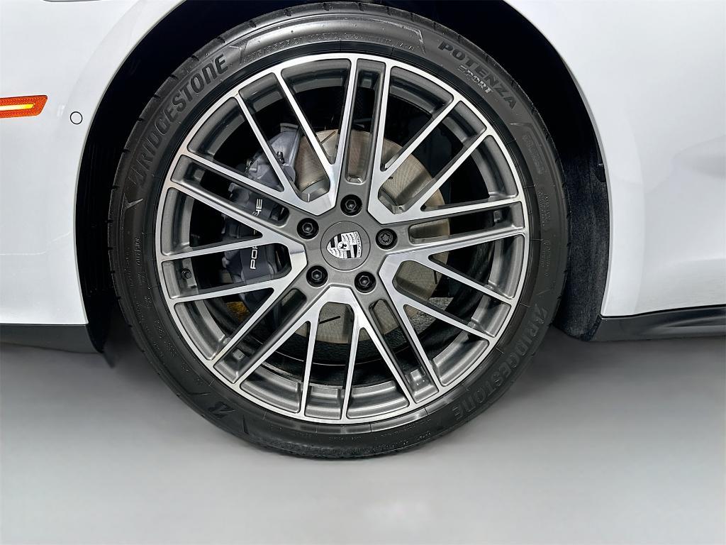 new 2026 Porsche Panamera car