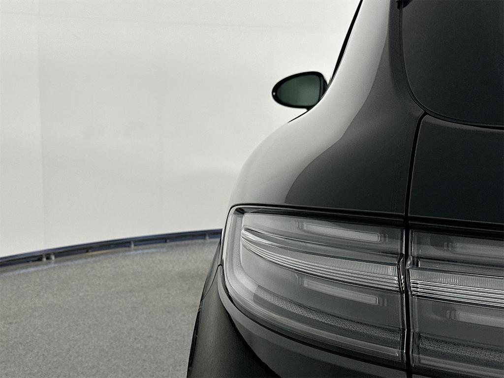 new 2026 Porsche Macan car