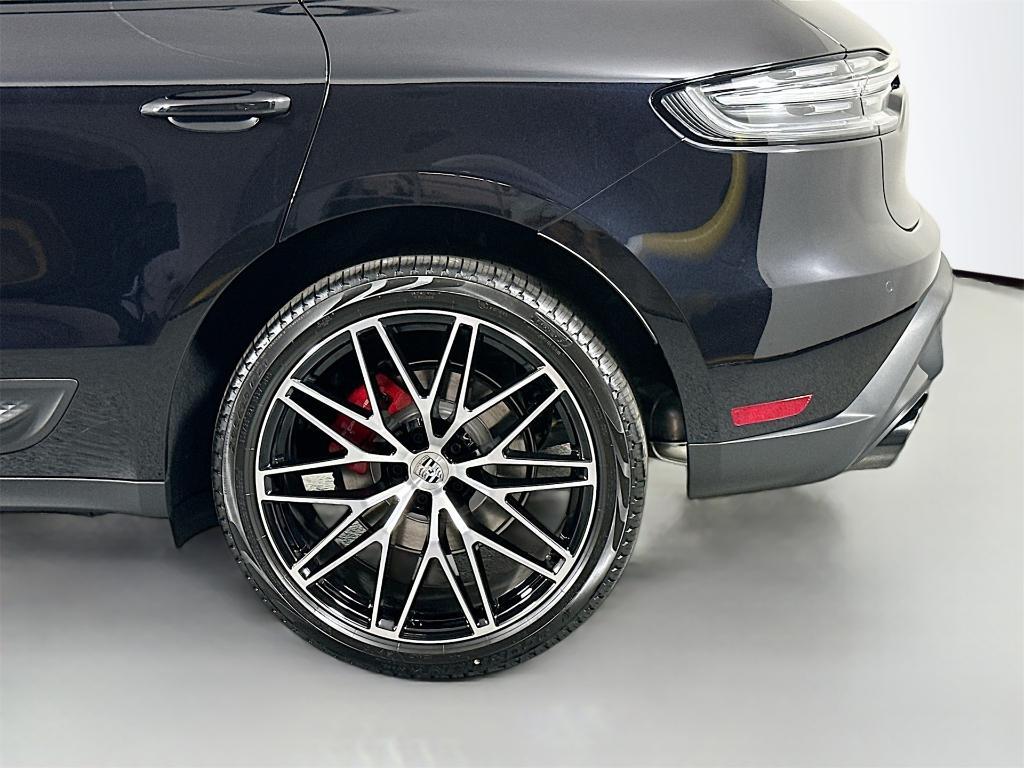 new 2026 Porsche Macan car