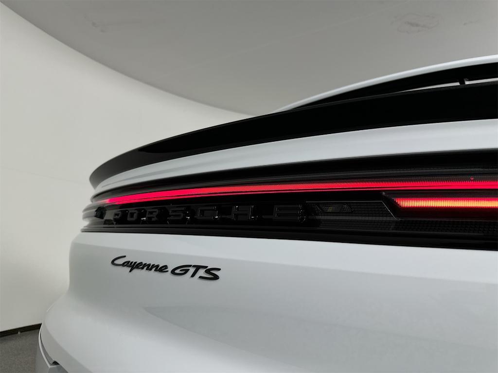 new 2026 Porsche Cayenne car