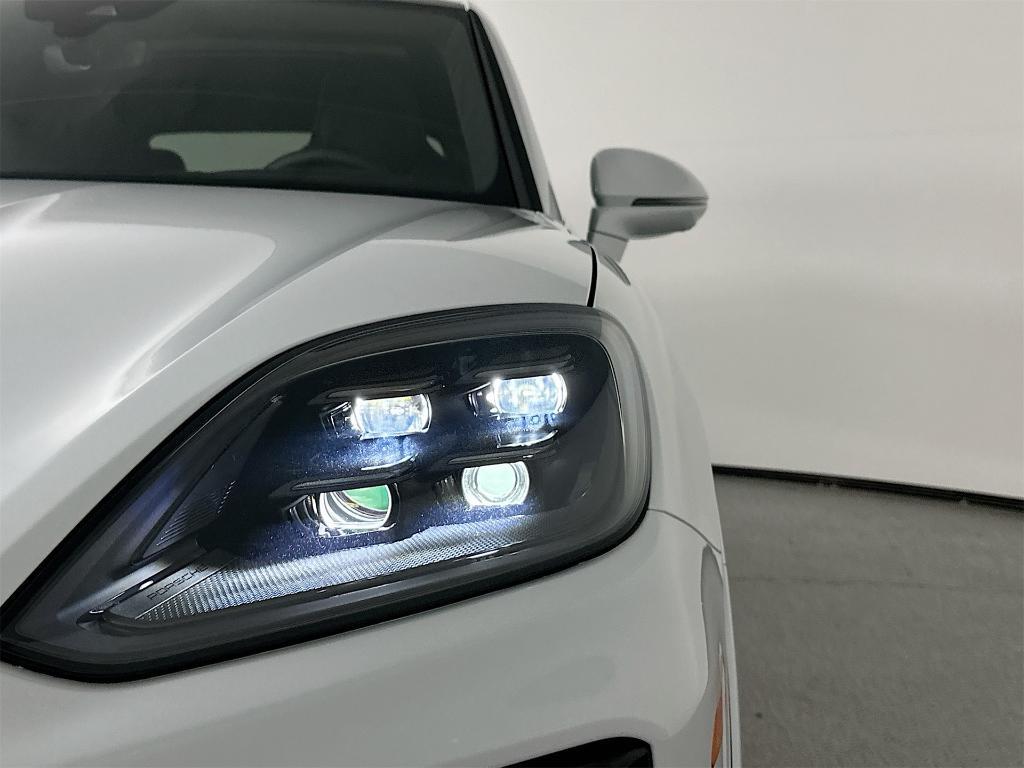 new 2026 Porsche Cayenne car