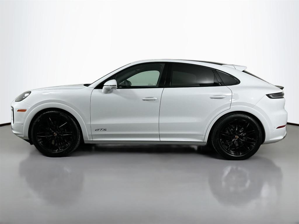new 2026 Porsche Cayenne car