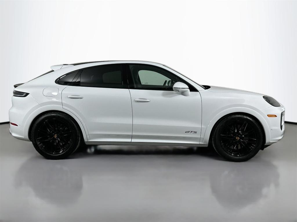 new 2026 Porsche Cayenne car