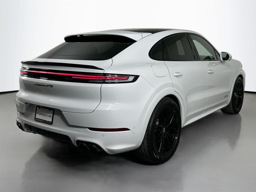 new 2026 Porsche Cayenne car