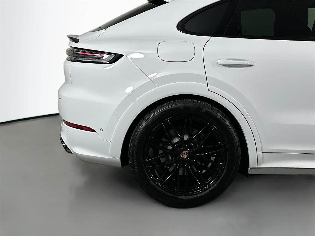 new 2026 Porsche Cayenne car