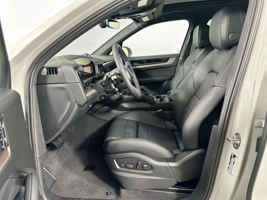 new 2026 Porsche Cayenne car