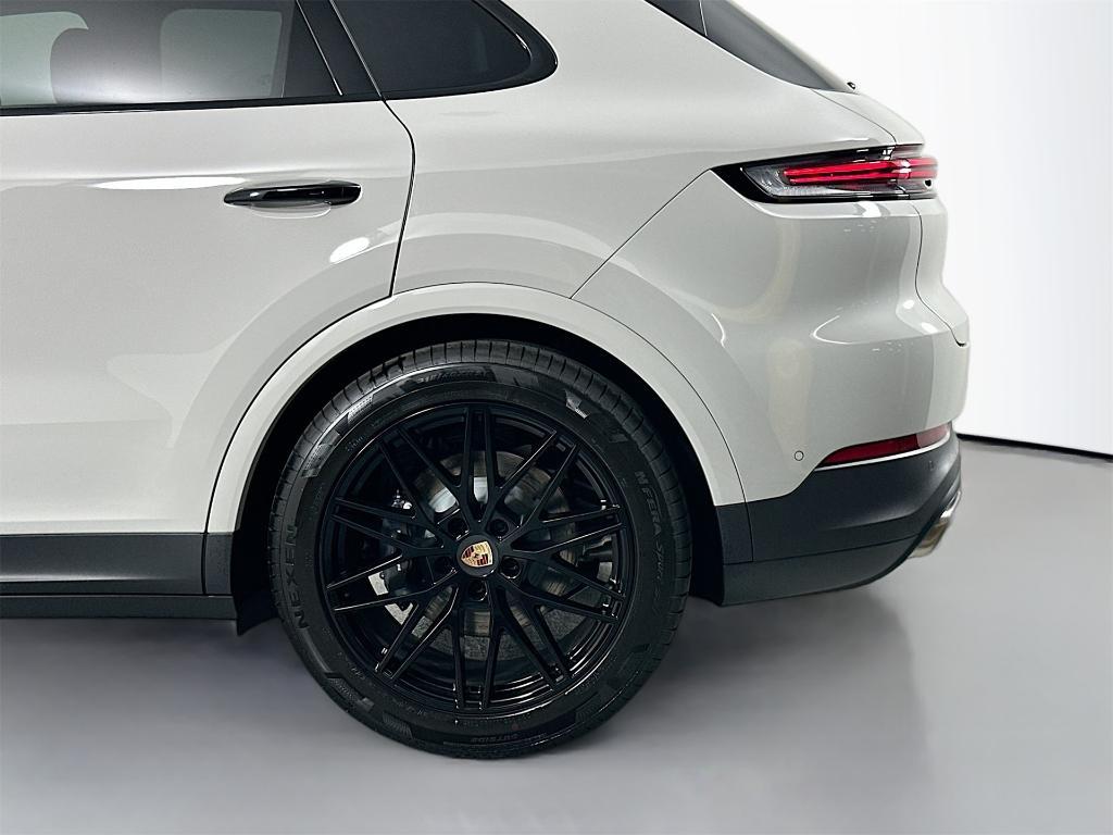 new 2026 Porsche Cayenne car