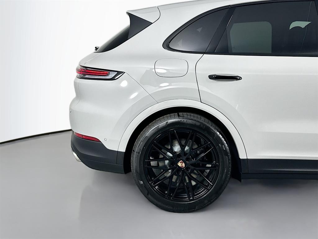 new 2026 Porsche Cayenne car