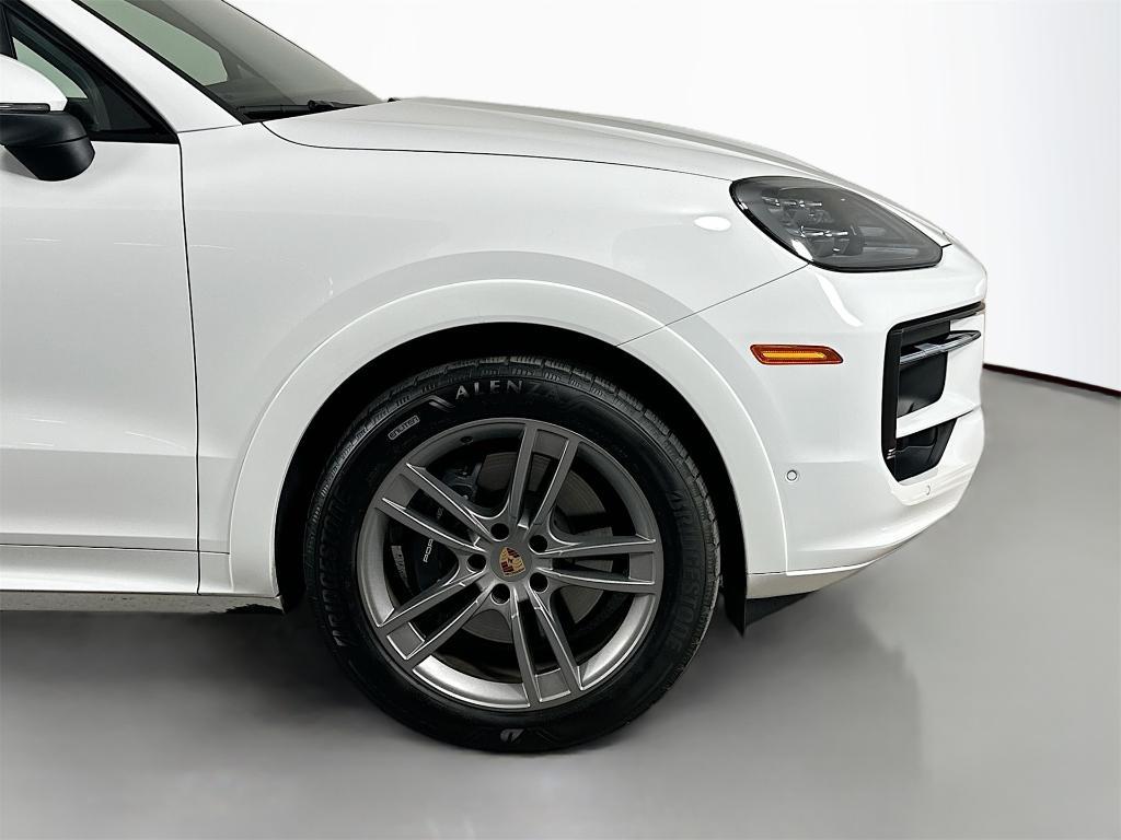 used 2025 Porsche Cayenne car, priced at $84,900