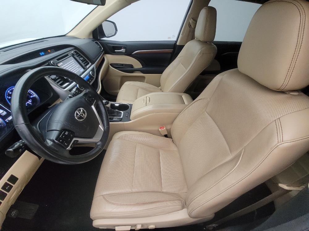 used 2018 Toyota Highlander car, priced at $24,495
