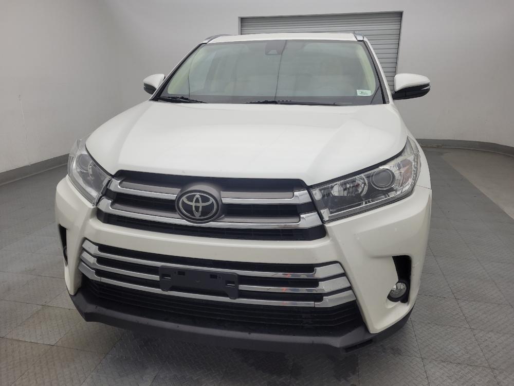 used 2018 Toyota Highlander car, priced at $24,495