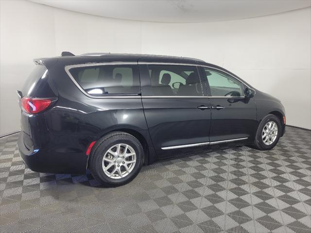 used 2020 Chrysler Pacifica car, priced at $17,295