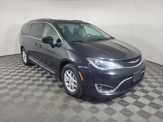 used 2020 Chrysler Pacifica car, priced at $17,295