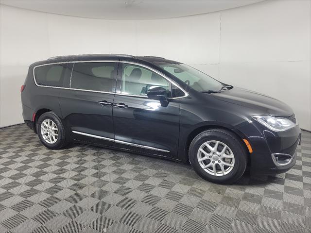 used 2020 Chrysler Pacifica car, priced at $17,295