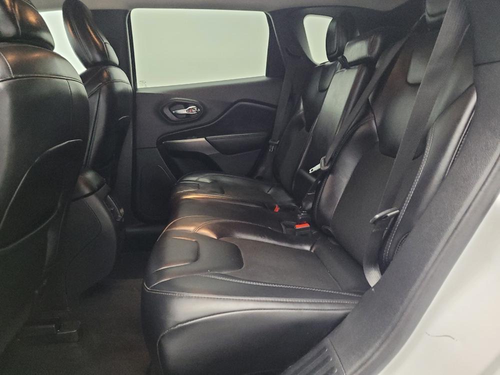 used 2020 Jeep Cherokee car, priced at $18,495
