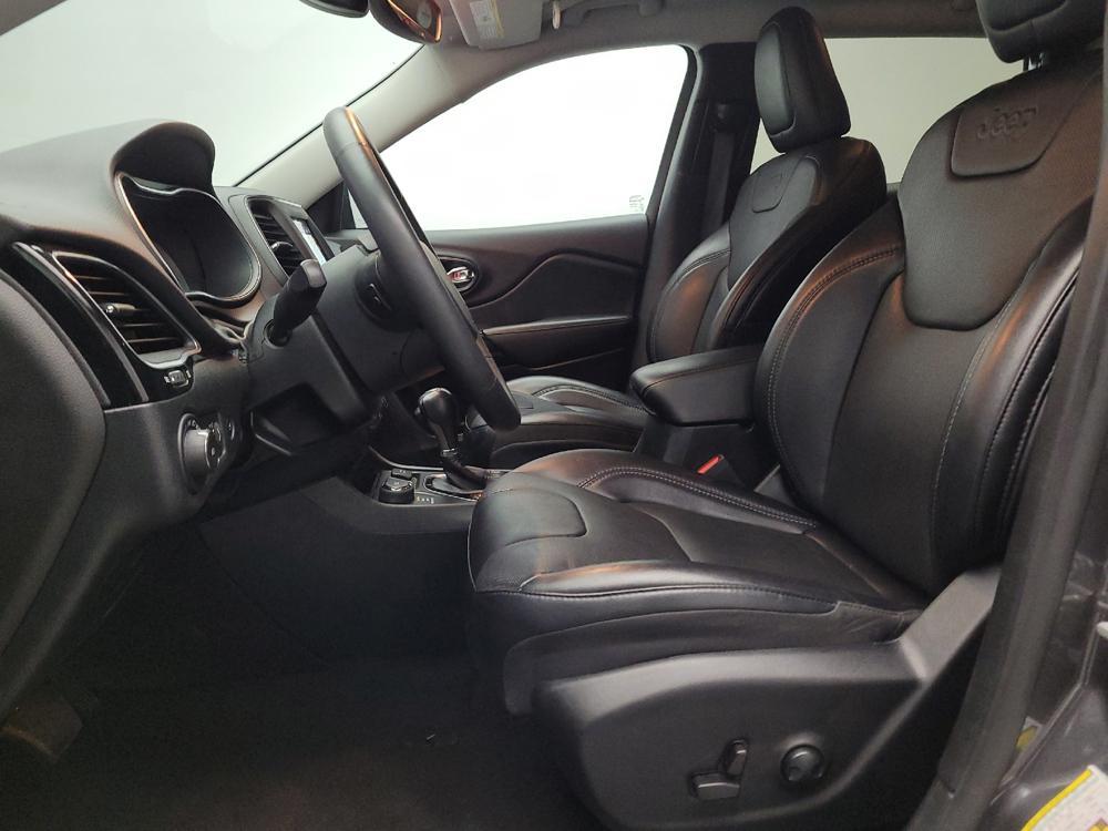 used 2023 Jeep Cherokee car, priced at $26,895