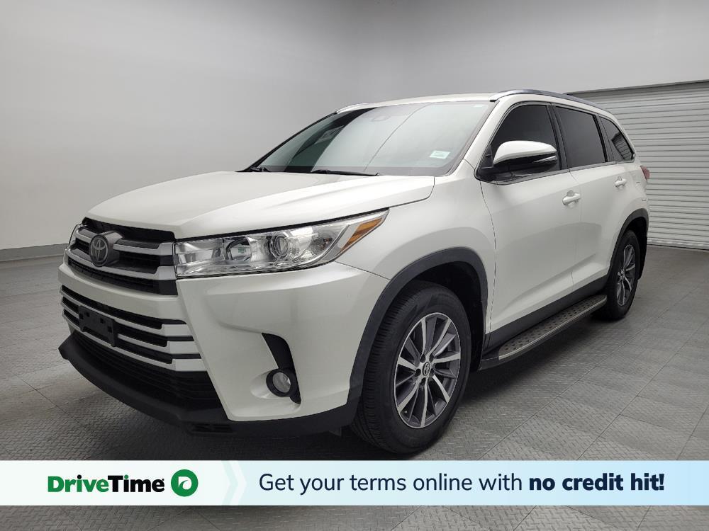 used 2019 Toyota Highlander car, priced at $26,995