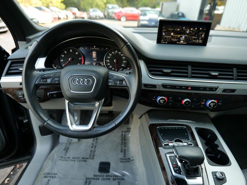 used 2019 Audi Q7 car, priced at $27,500