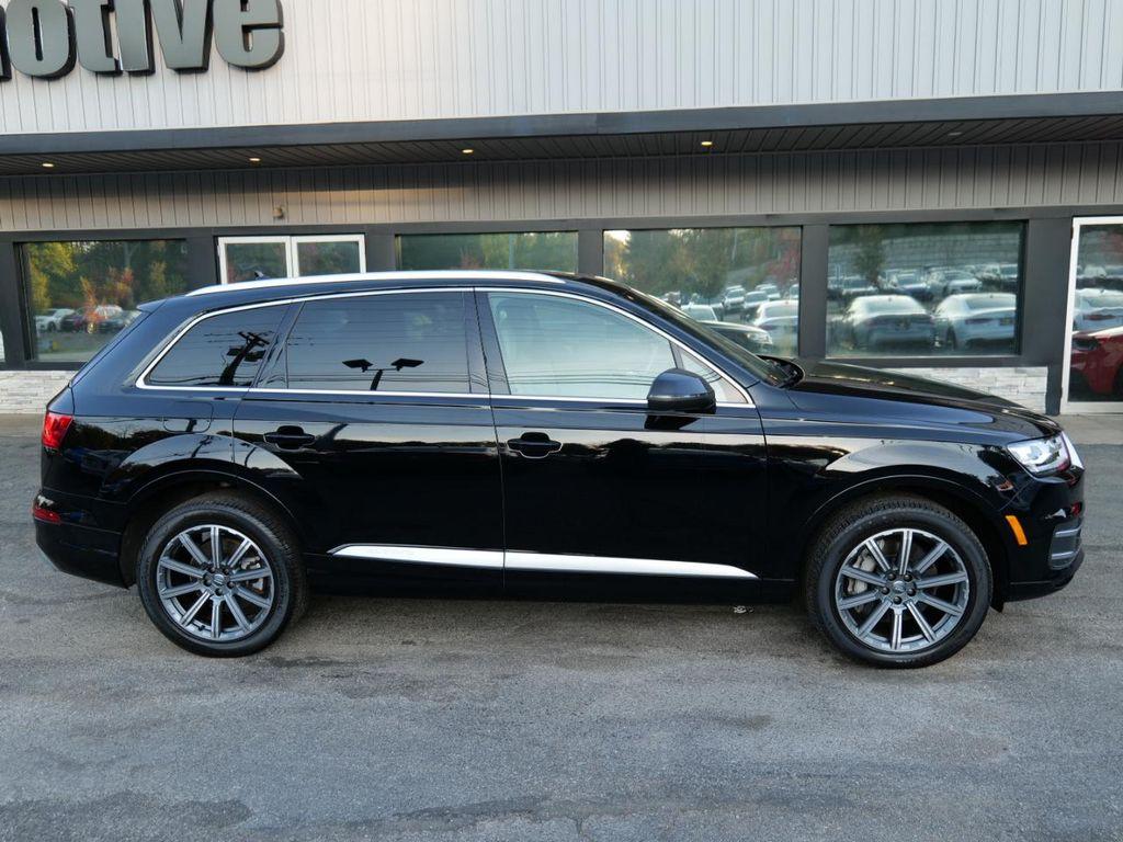 used 2019 Audi Q7 car, priced at $27,500