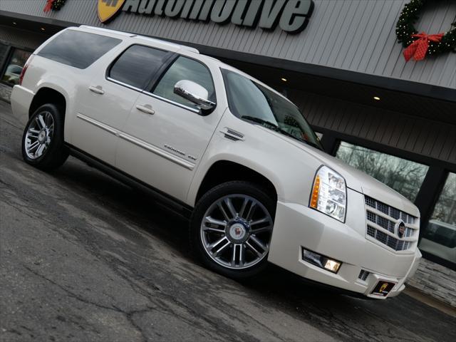 used 2014 Cadillac Escalade ESV car, priced at $31,500