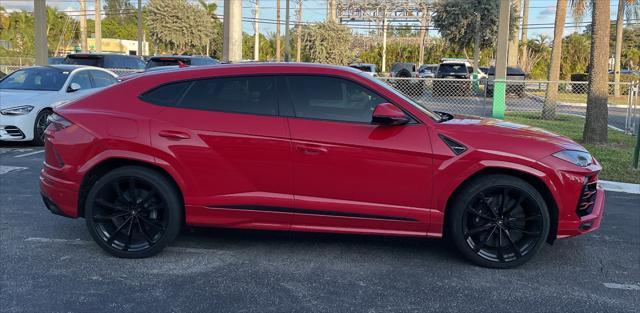 used 2020 Lamborghini Urus car, priced at $164,900