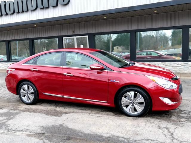 used 2013 Hyundai Sonata Hybrid car, priced at $16,900