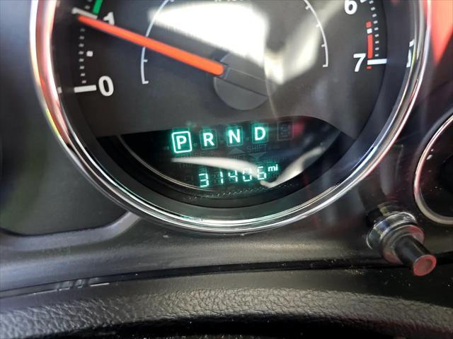 used 2015 Jeep Wrangler Unlimited car, priced at $24,900