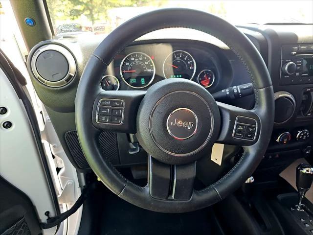 used 2015 Jeep Wrangler Unlimited car, priced at $24,900