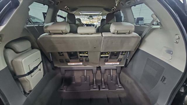 used 2018 Toyota Sienna car, priced at $26,900