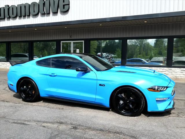 used 2022 Ford Mustang car, priced at $39,999