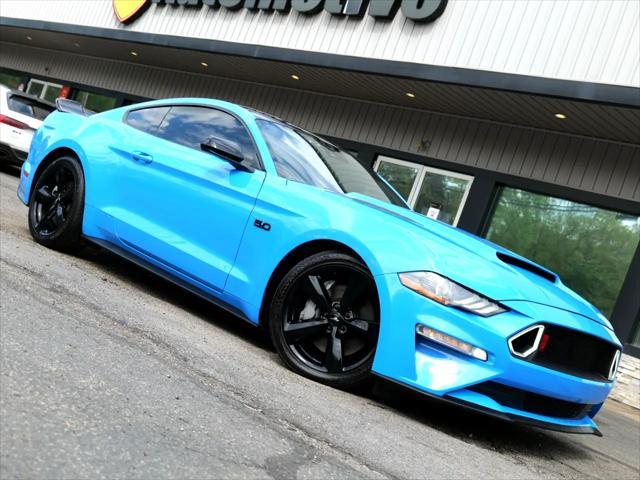 used 2022 Ford Mustang car, priced at $39,999