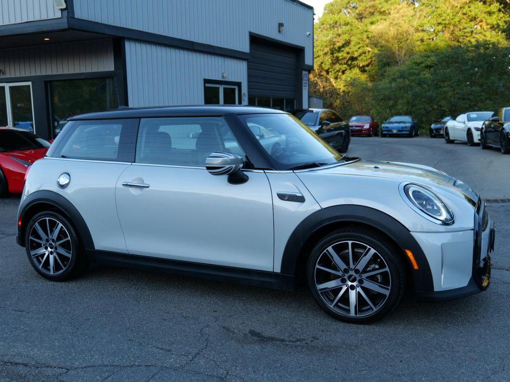 used 2023 MINI Hardtop car, priced at $22,900