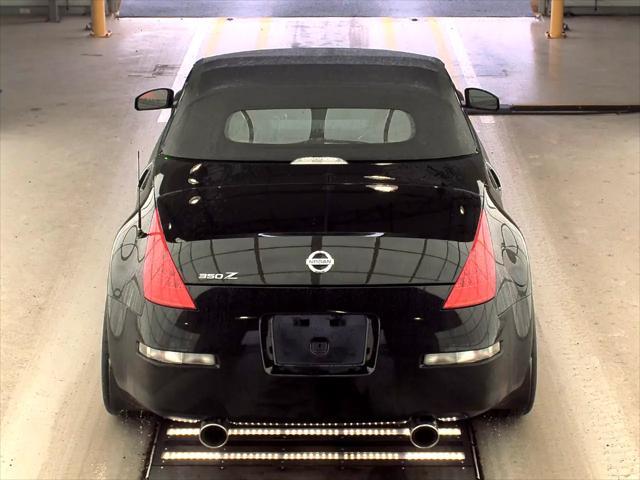 used 2007 Nissan 350Z car, priced at $15,999