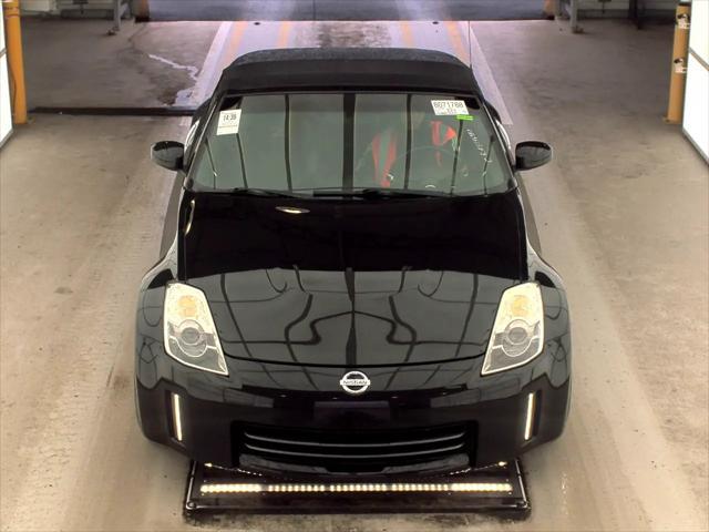 used 2007 Nissan 350Z car, priced at $15,999