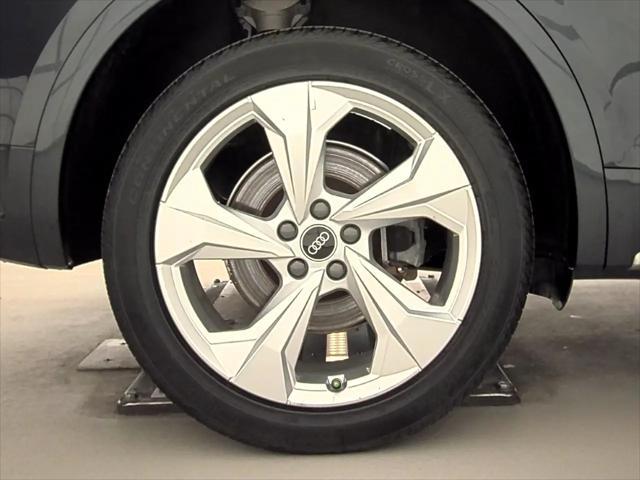 used 2021 Audi Q5 car, priced at $27,900