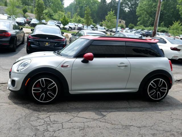 used 2018 MINI Hardtop car, priced at $22,900