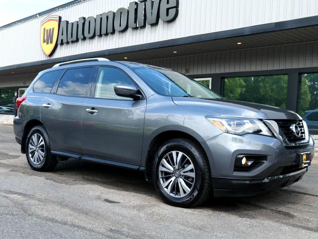 used 2020 Nissan Pathfinder car, priced at $21,900