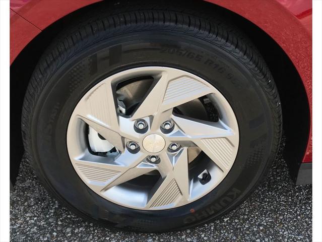 new 2025 Hyundai Sonata car, priced at $27,725