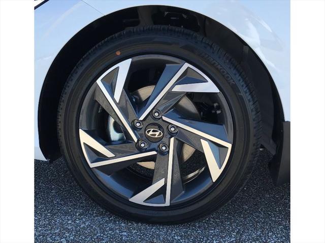 new 2025 Hyundai Elantra car, priced at $30,608