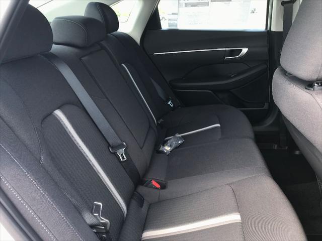 new 2025 Hyundai Sonata Hybrid car, priced at $33,570